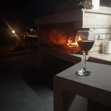 Holiday Home Sumartin * سومارتين