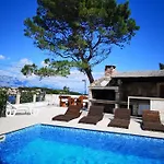 Holiday Home Sumartin