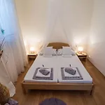 Holiday Home Sumartin * Sumartin